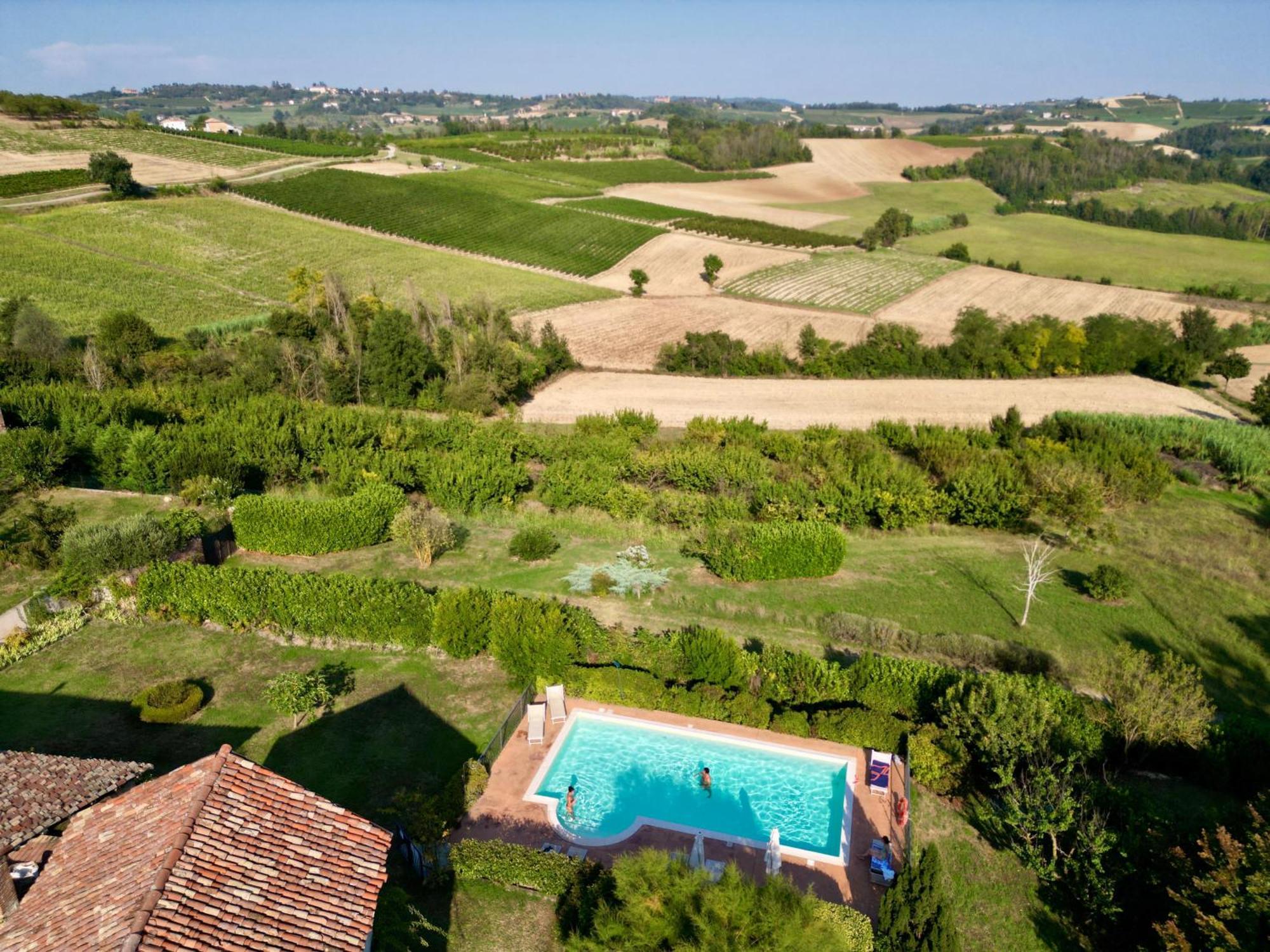 Casa Rovelli Bed & Breakfast Alfiano Natta Exterior photo